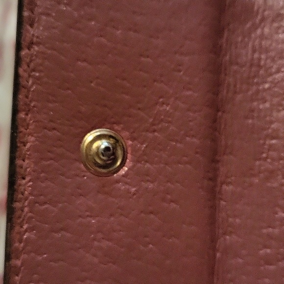 Gucci Key Case - Picture 9 of 12